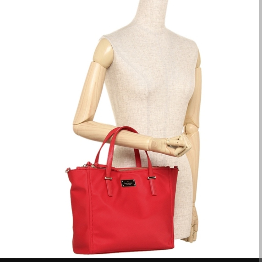 Sold! Kate spade red Alyse Wilson road purse - Picture 4 of 8